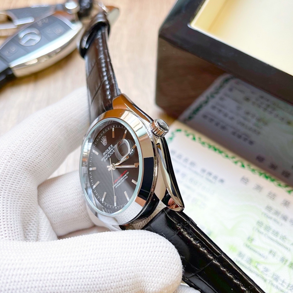 ブランド時計角部分ディテール